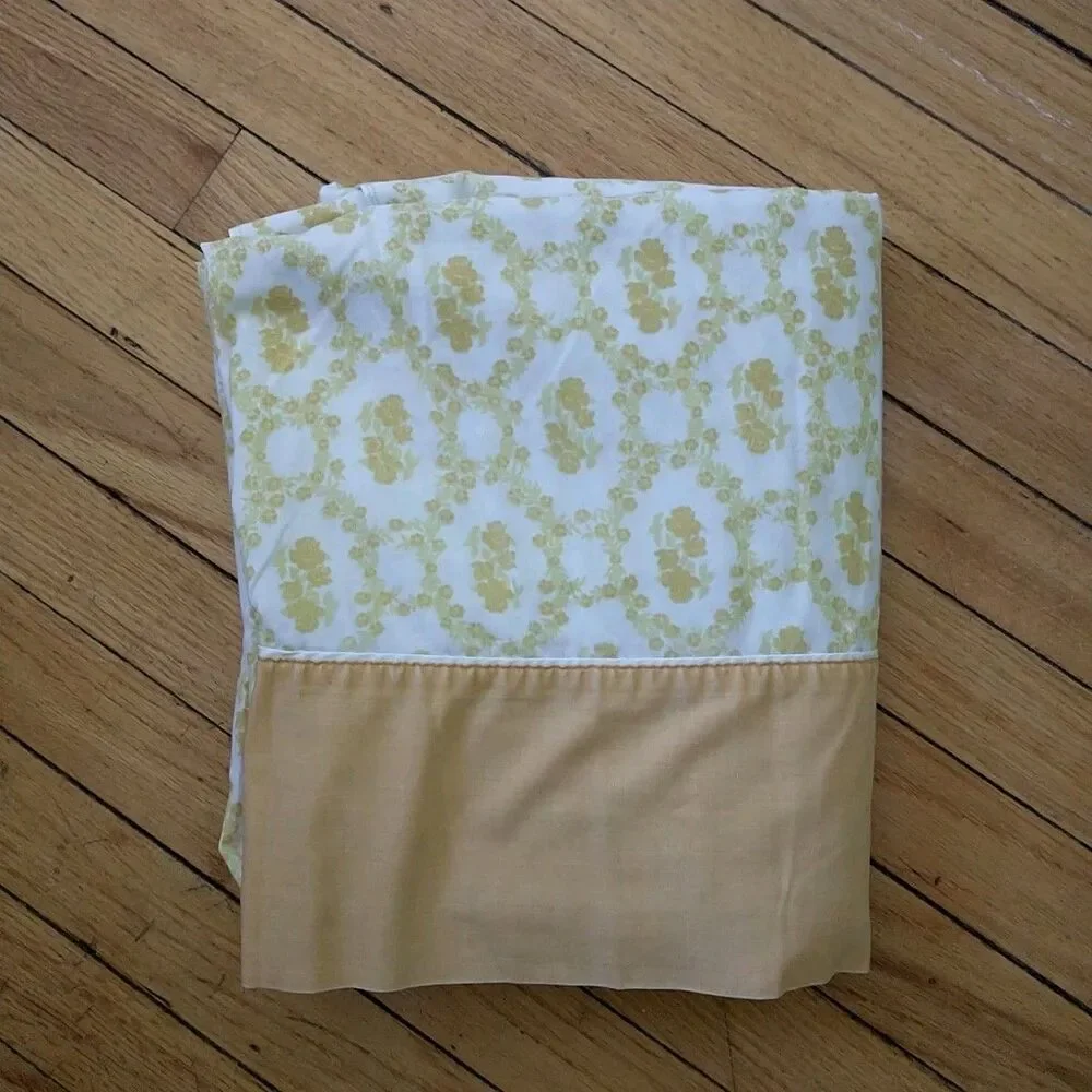 Vtg Cannon Royal Family Featherlite Twin Flat Sheet Yellow Floral Retro